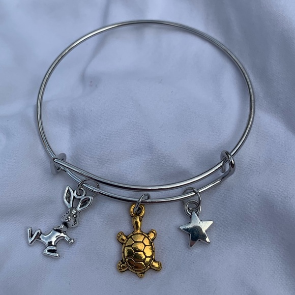 Brand New! Handmade! Adjustable Charm Bangle Bracelet! - Picture 4 of 4